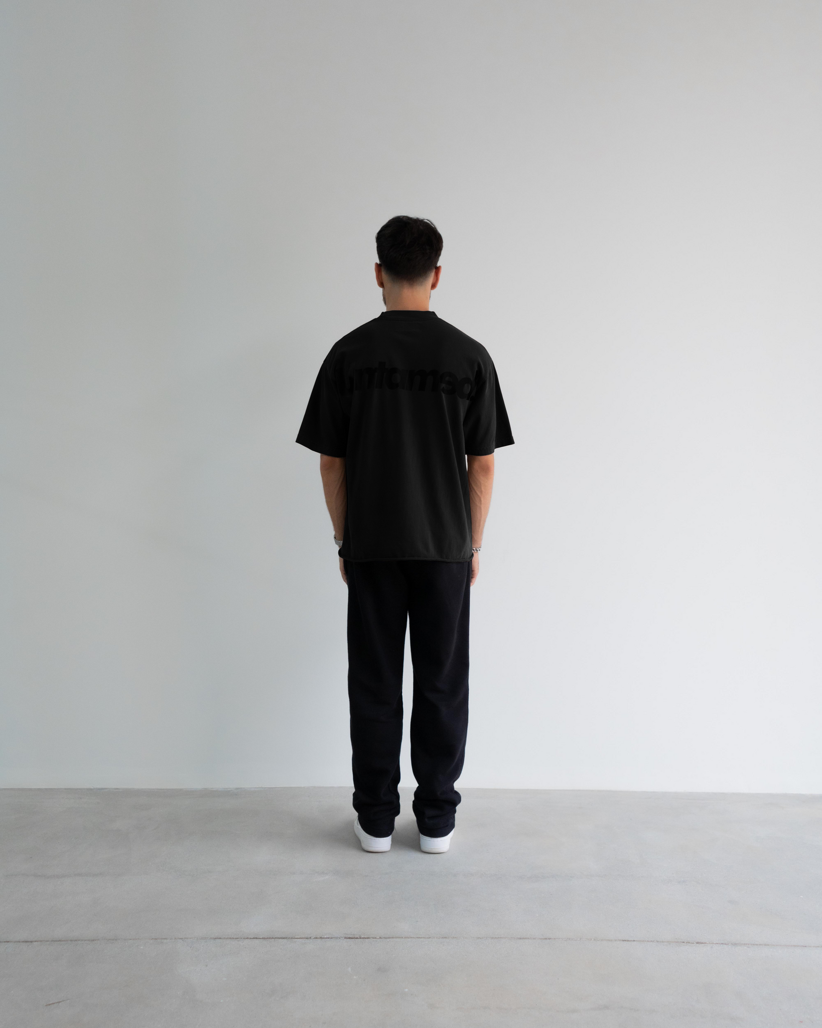 BLACKOUT TEE