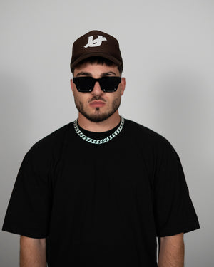 BROWN TRUCKER HAT