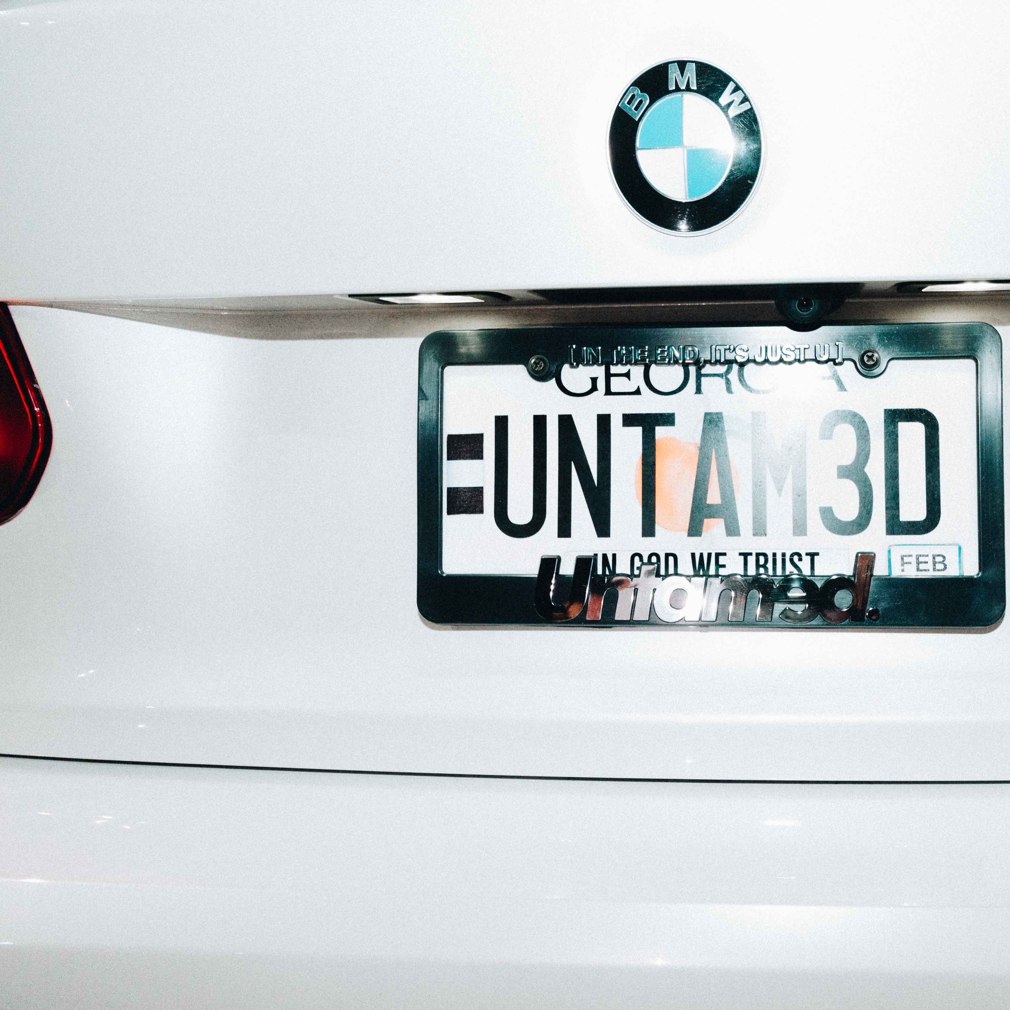 CHROME LICENSE PLATE FRAME