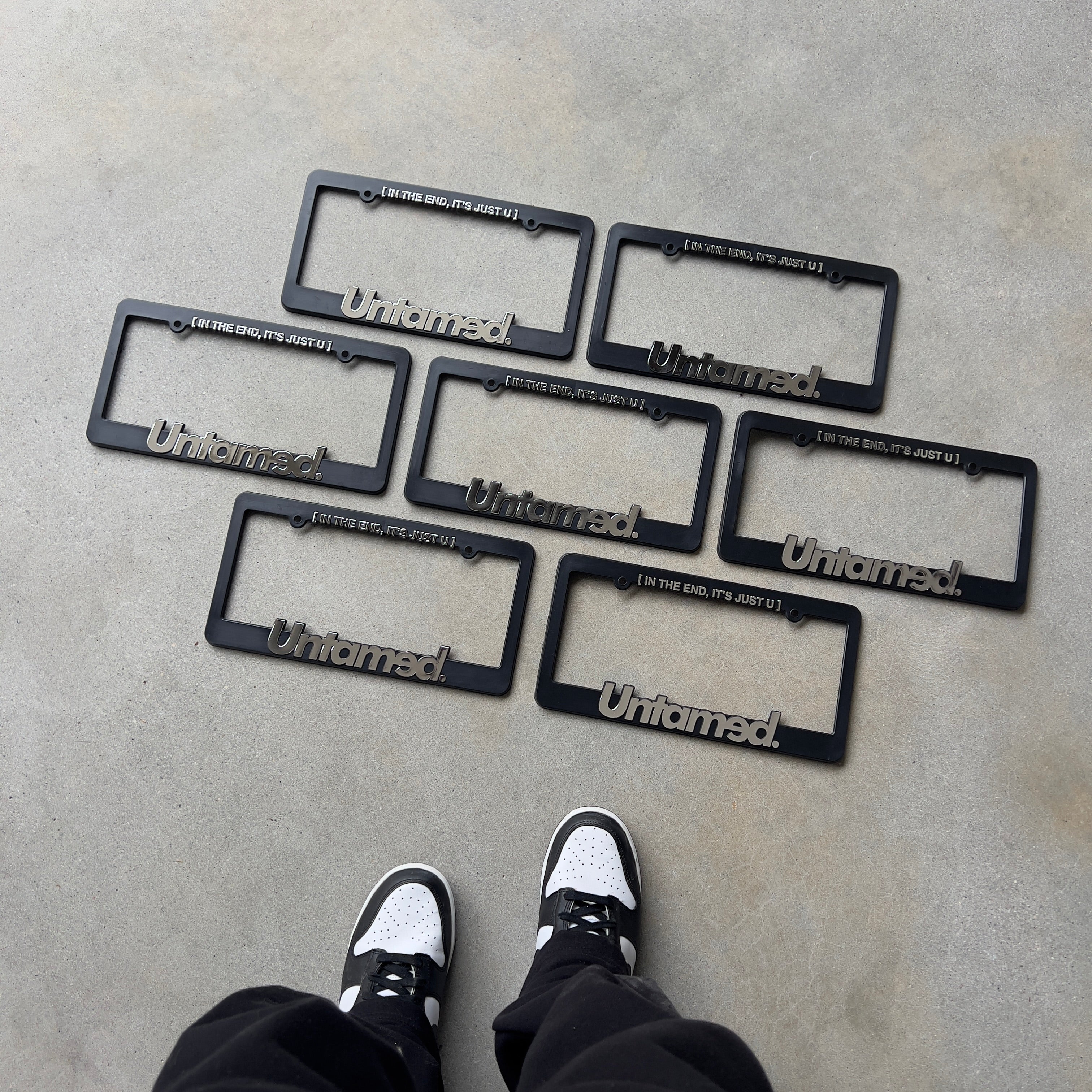 CHROME LICENSE PLATE FRAME